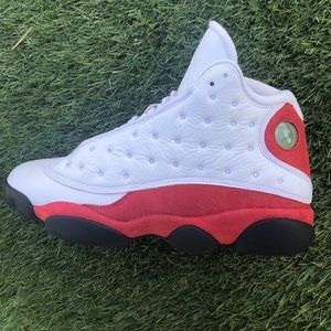 Jordan 13 Cherry (2017)